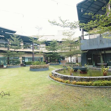 Aussie Shack - 2Br Modern Condo With Skyline View Manilla Buitenkant foto