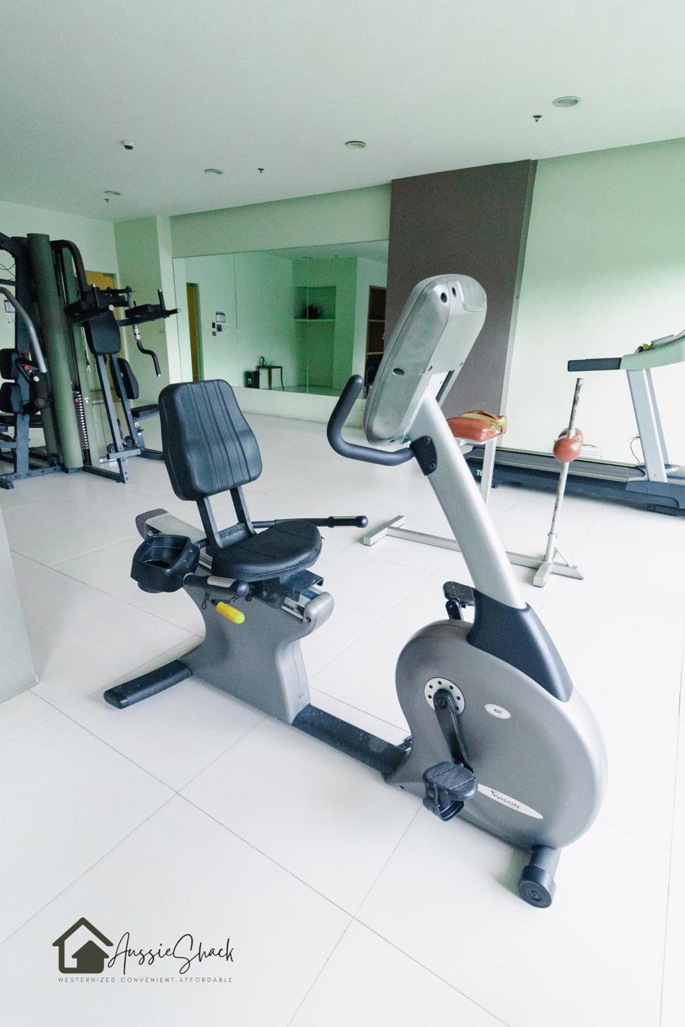 Aussie Shack - 2Br Modern Condo With Skyline View Manilla Buitenkant foto